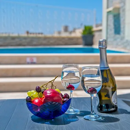 B&B Ta' Dun Martin And Taz-zija 4*