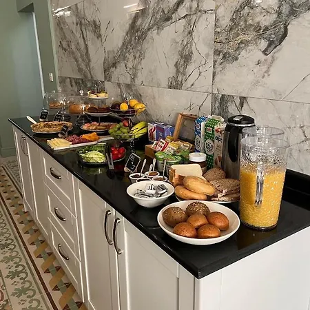 Ta' Dun Martin And Taz-zija 4* Nadur