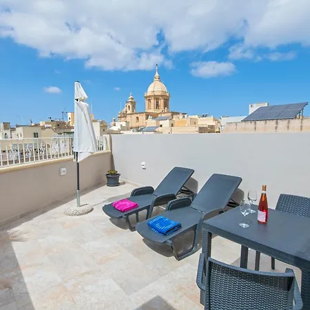 Ta' Dun Martin And Taz-zija 4* Nadur