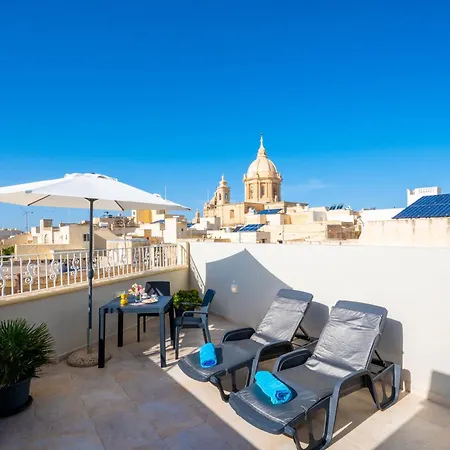 B&B Ta' Dun Martin And Taz-zija Nadur