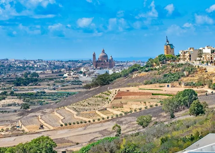 Ta' Dun Martin And Taz-zija Couette-café 4*