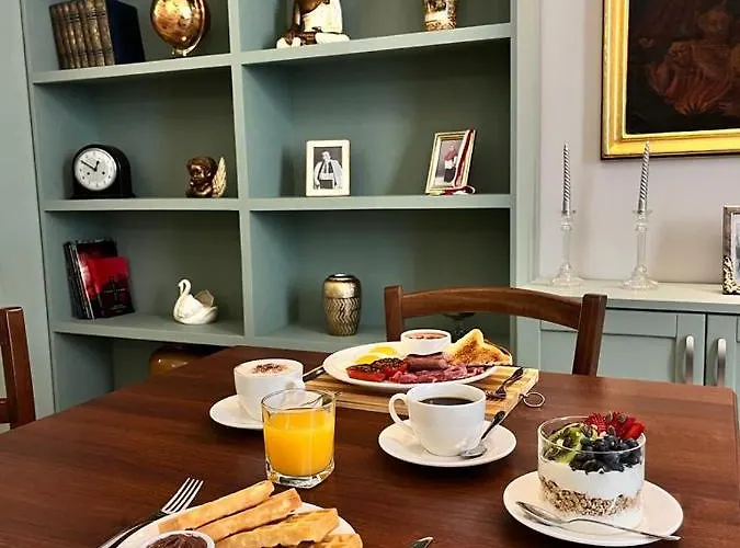 Ta' Dun Martin And Taz-zija