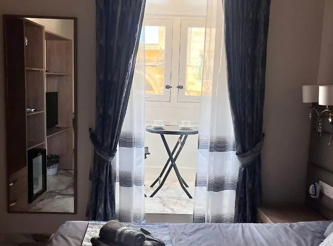 Ta' Dun Martin And Taz-zija